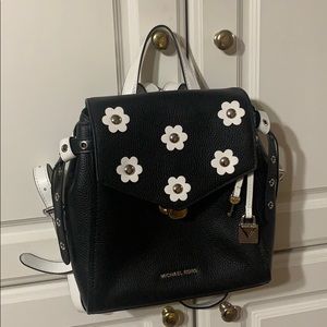 BEAUTIFUL BACKPACK ALL LEATHER